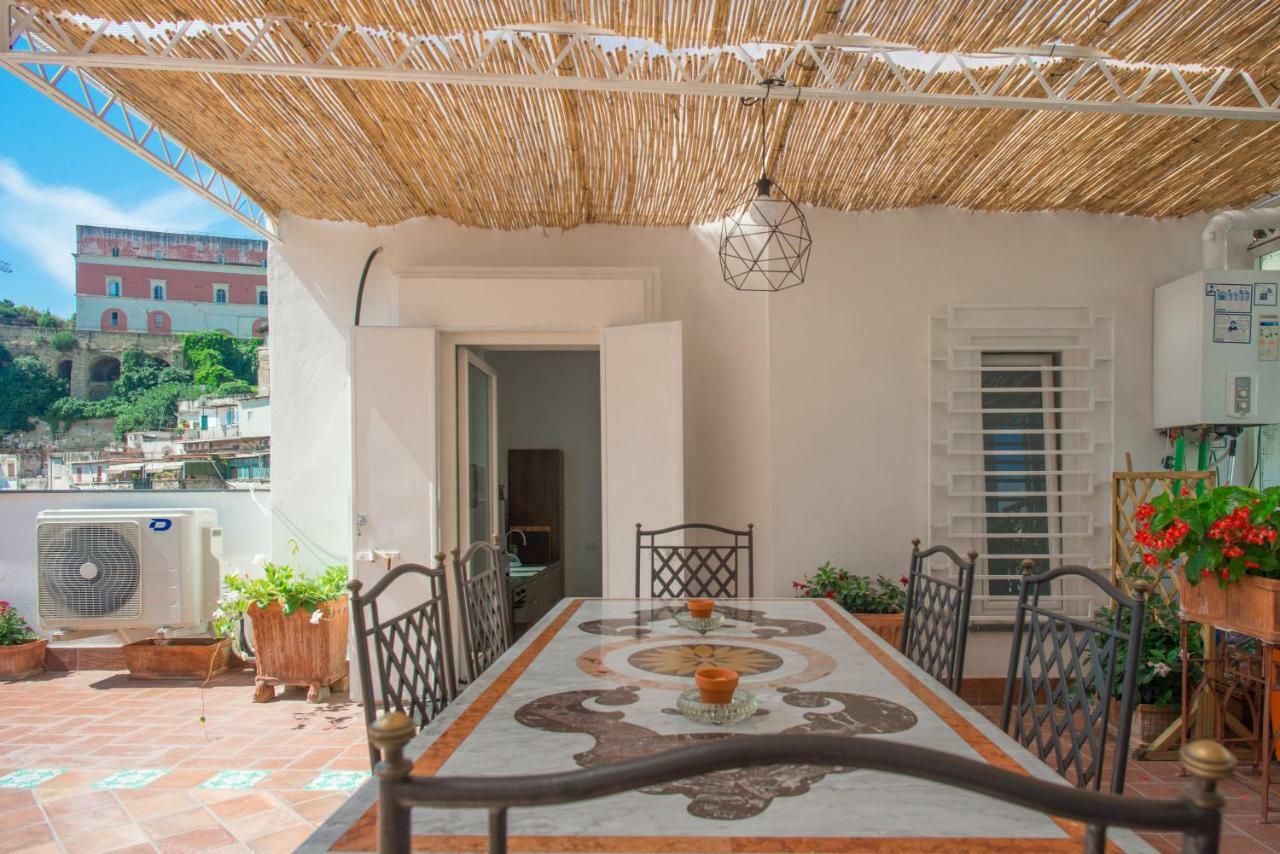 La Terrazza Di Roberta Apartment *
