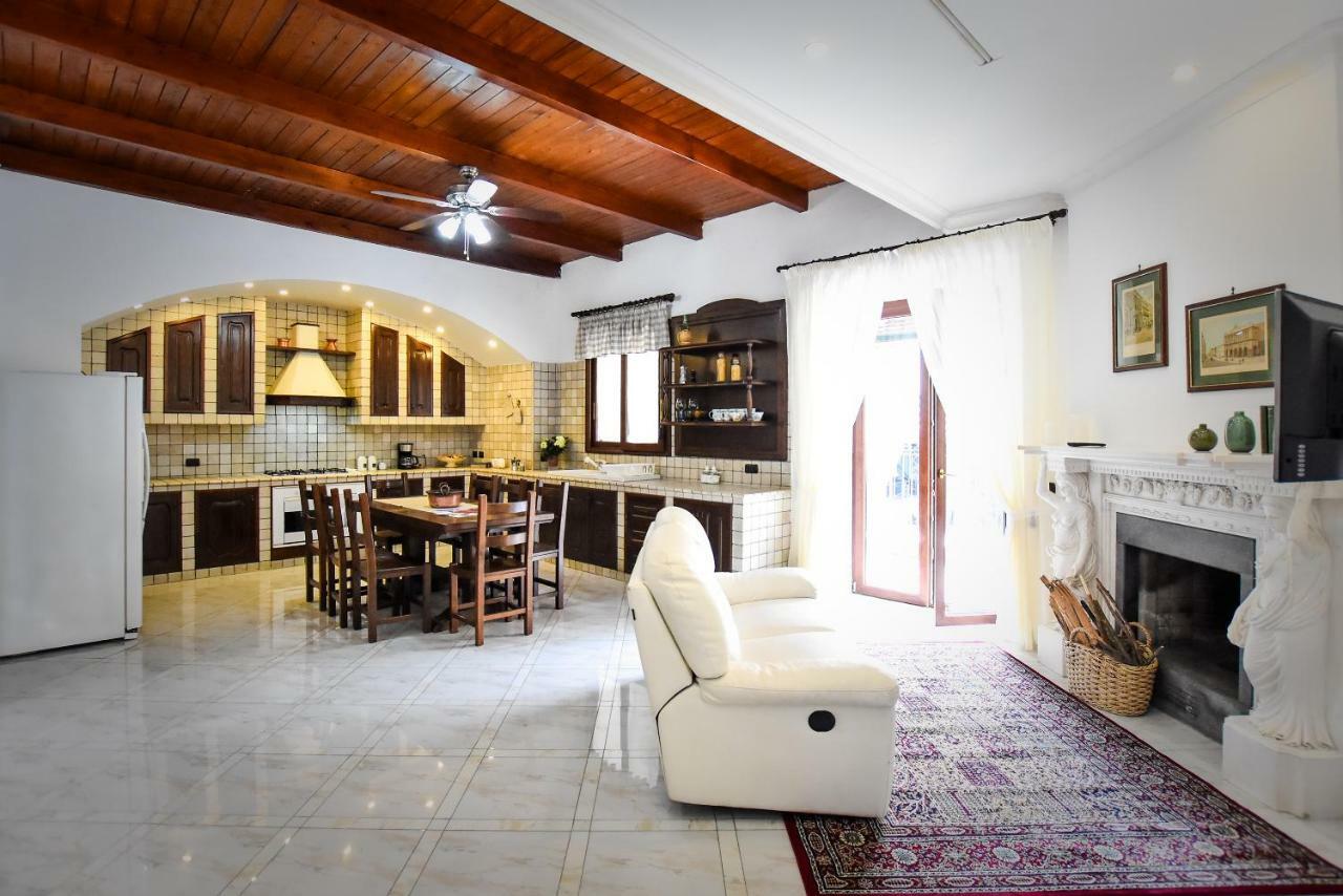 Holiday home Il Terrazzino Di Montesanto Naples