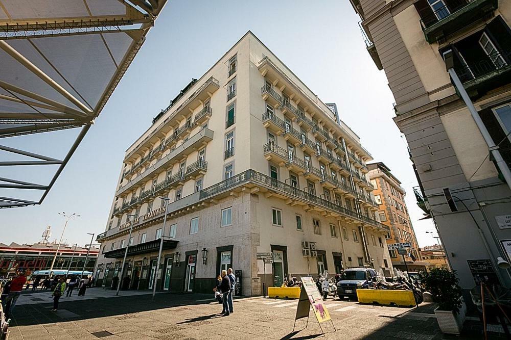 Pica Station - Apartment Naples