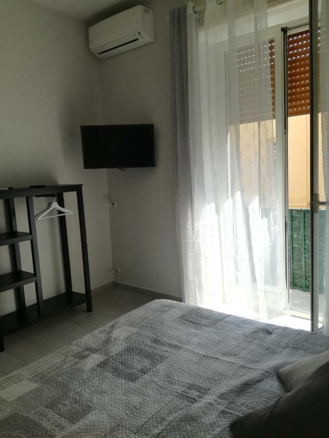 Bella 'mbriana Naples