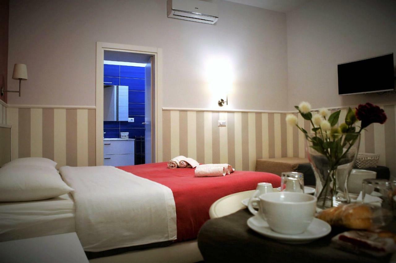 61 Piazza Cavour Bed & Breakfast Naples