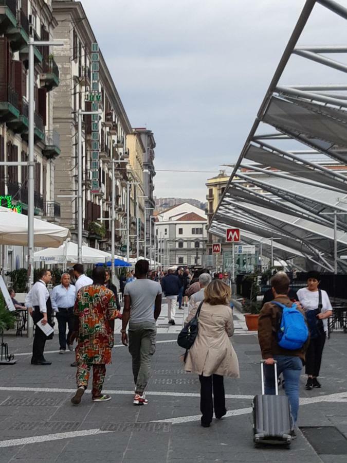 Metropolis Stazione * Naples