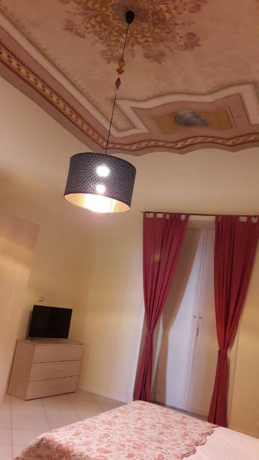 La Casa Di Elvira Naples