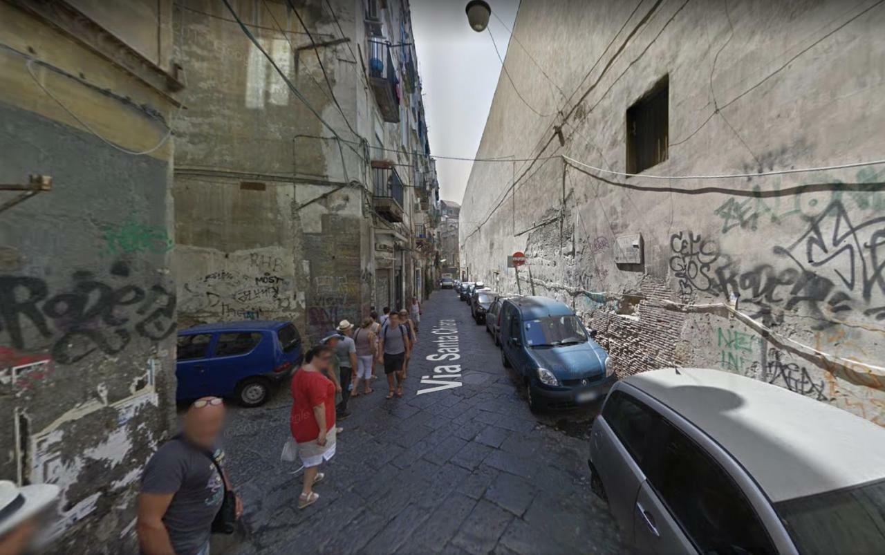 Lorenzo's Art Apartment Naples