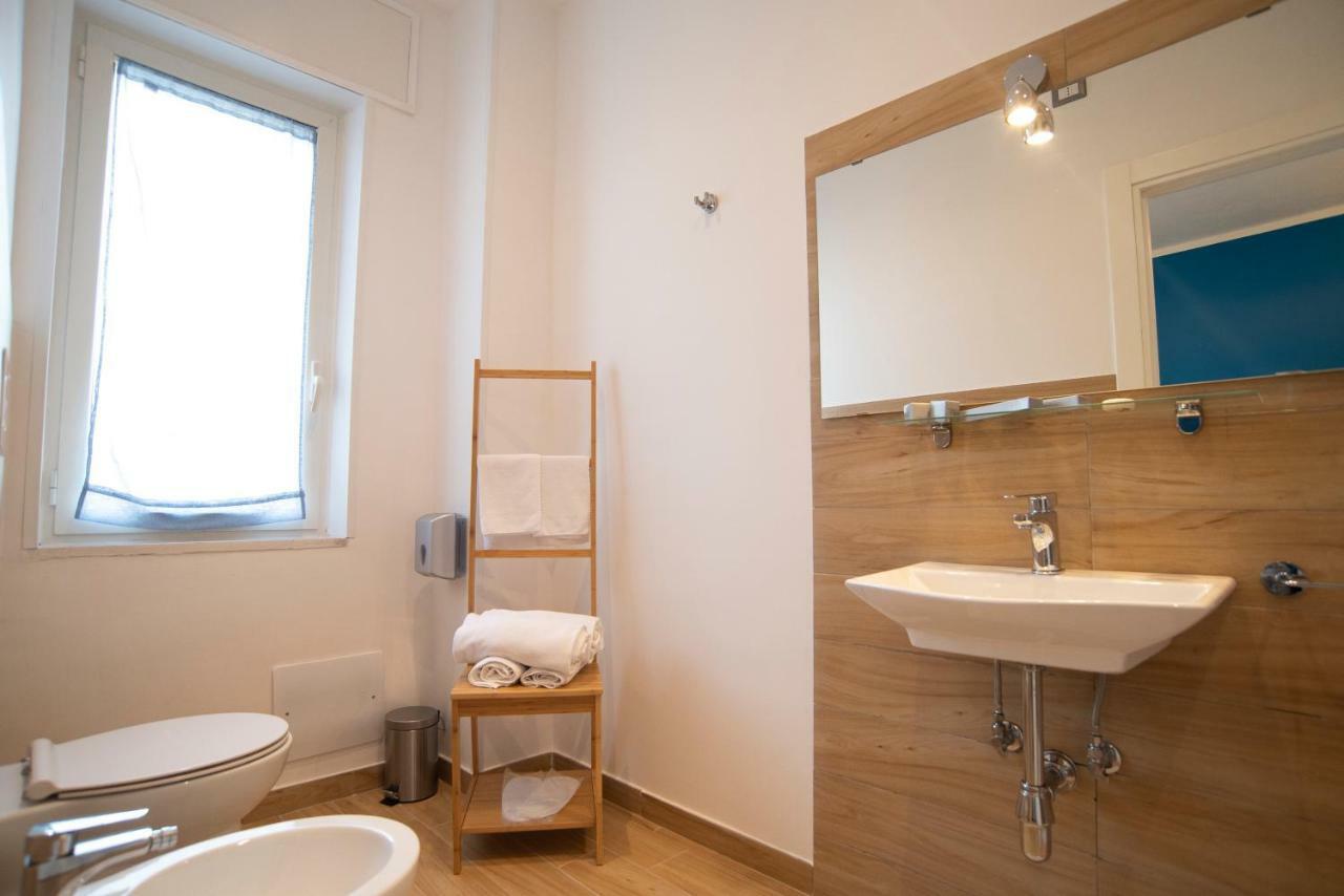 Vanvitelli Domus Guest house 2*