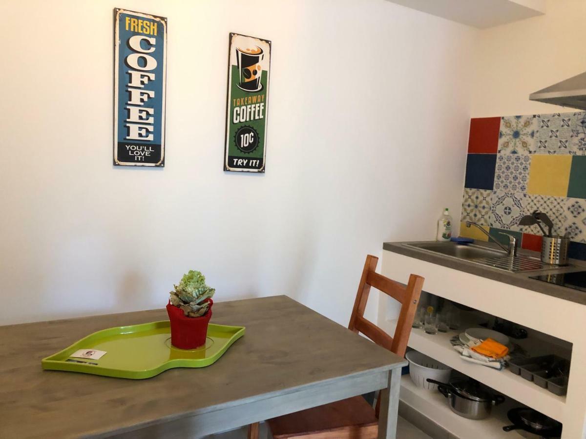 Alice In Wonderland Apartment Naples