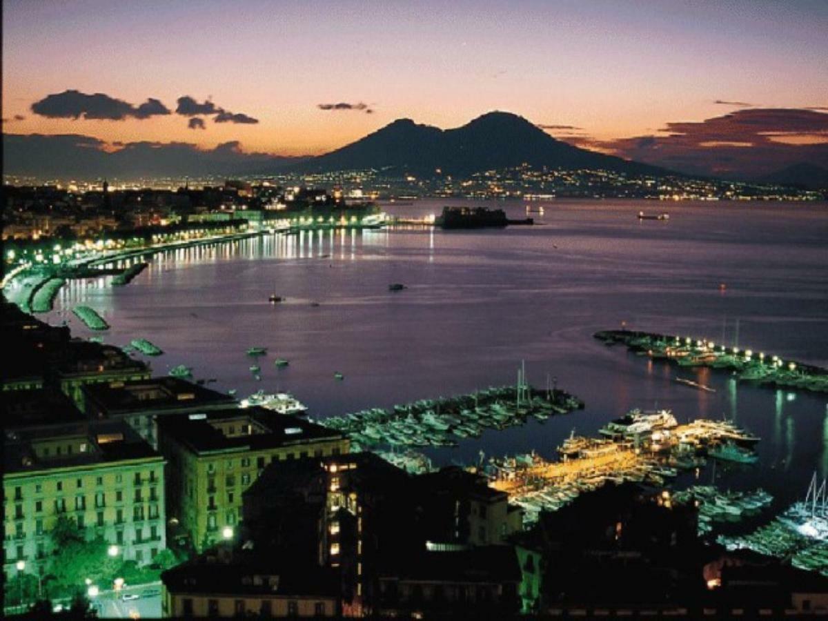 Donnare Casavacanza - Historic Center Of * Naples
