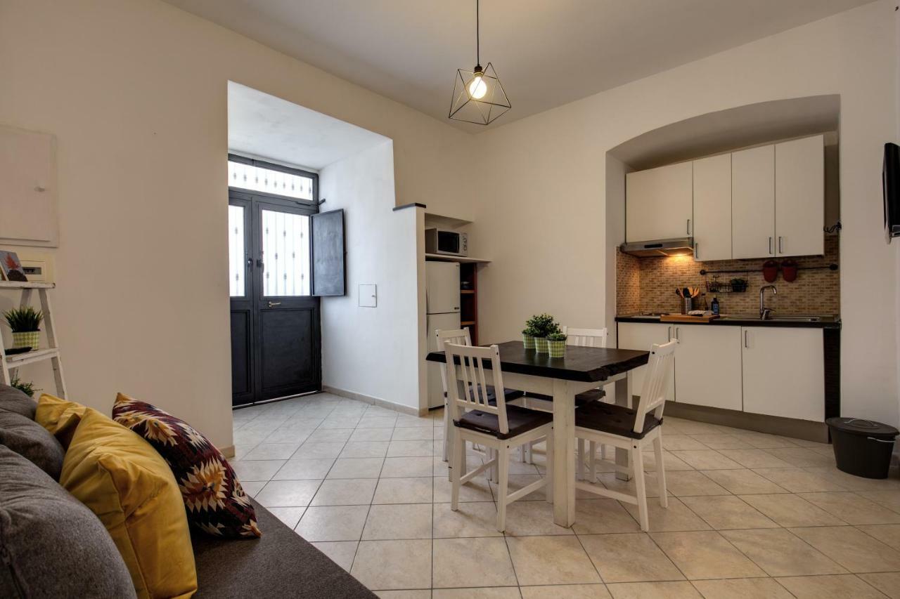 Janara Naples