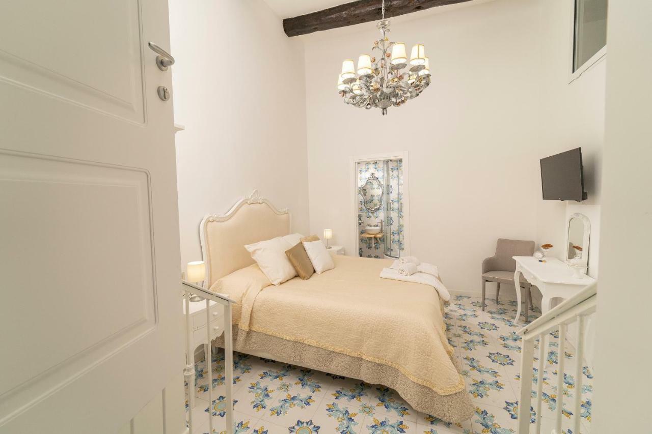 Napulitandream Guest house *