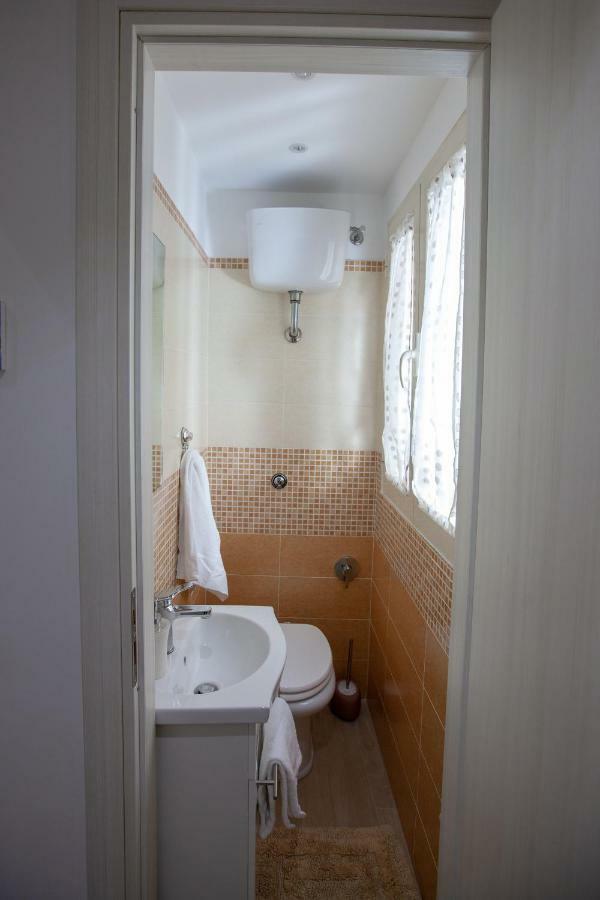 Garibaldi House Apartment