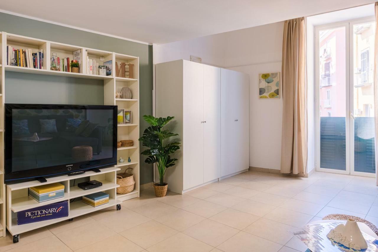 Modern House Apartment *