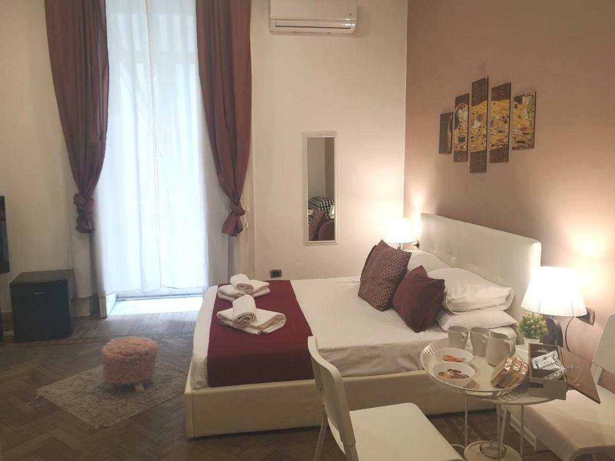 Bed & Breakfast Domus Luigi Leone Ii