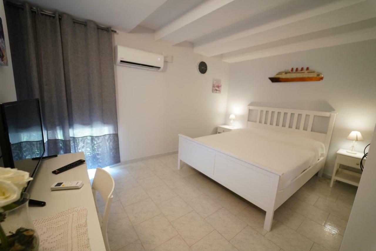 Casa Del Balzo Naples