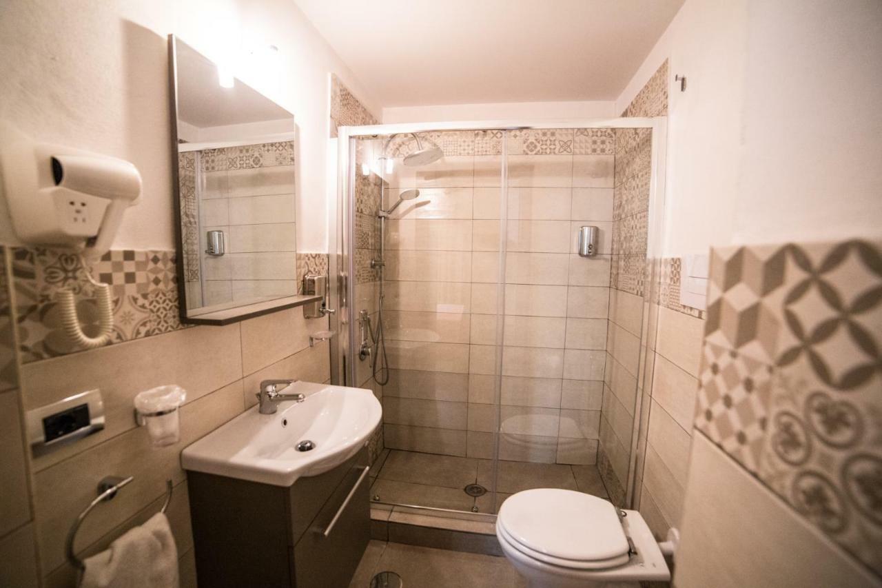 Bed & Breakfast Colonna Bed Naples