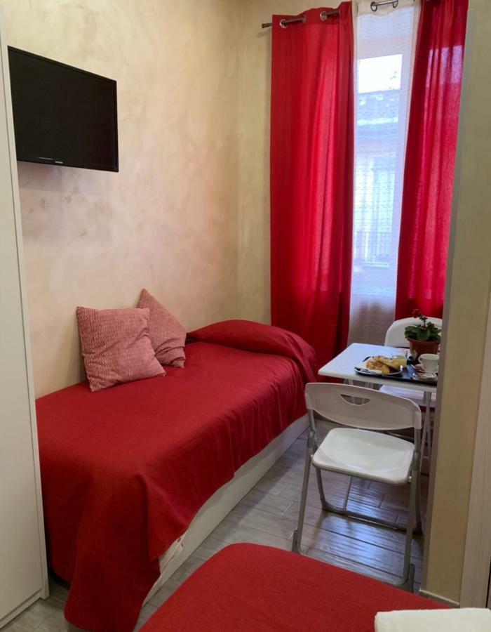 Joy Guest house *