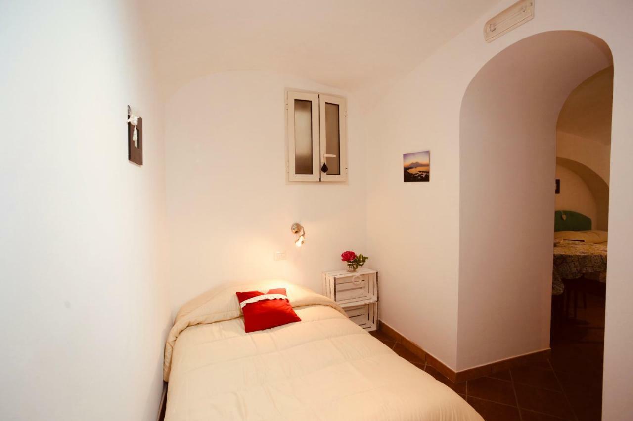 La Grotta Di Partenope Apartment