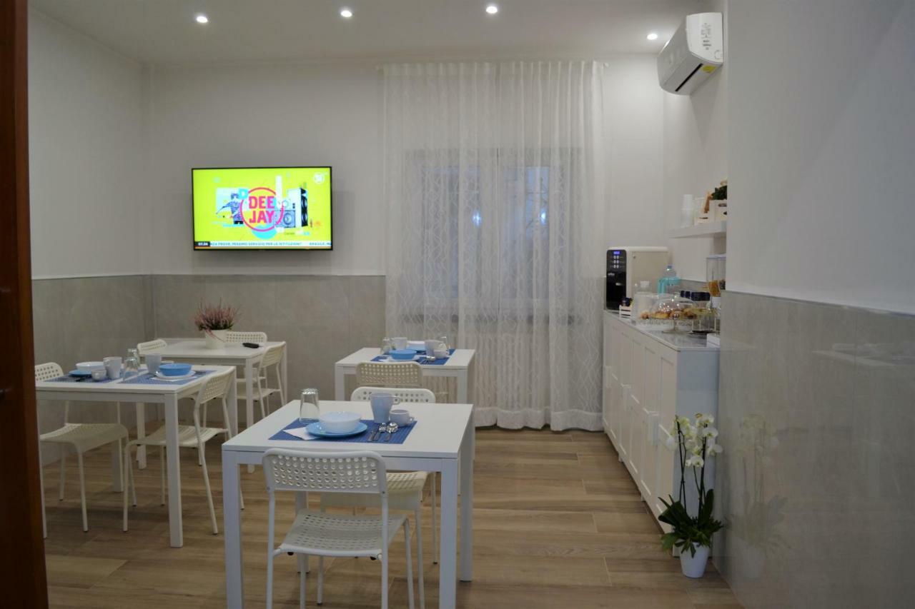 Nazionale 2* Naples