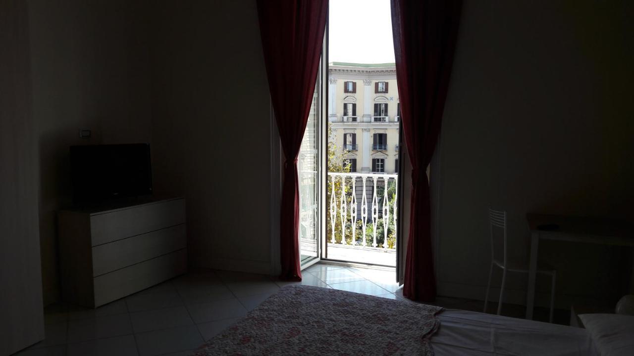 La Casa Di Elvira Naples