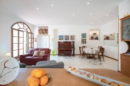 Le Terrazze A Mergellina Bed & Breakfast