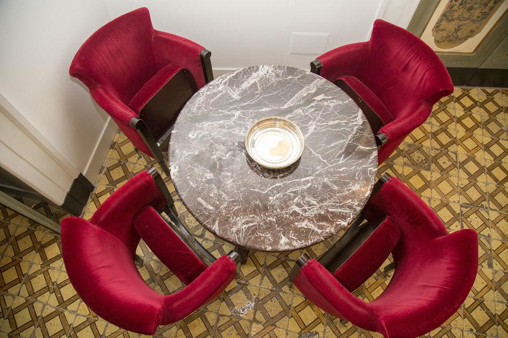 Hotel Santa Chiara Boutique 4*
