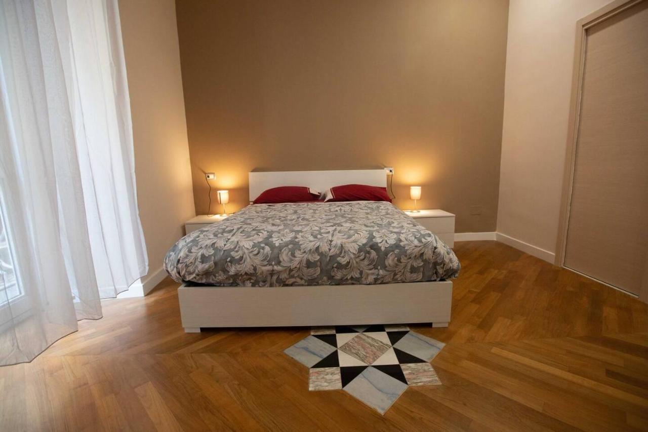 Privilege Chiaia By Dimorra Apartment