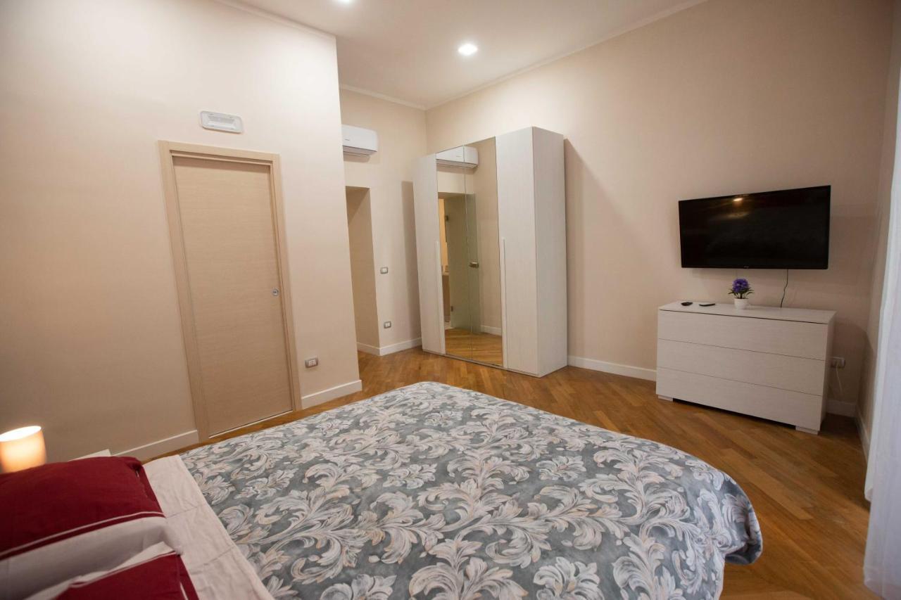 Apartment Privilege Chiaia By Dimorra Naples