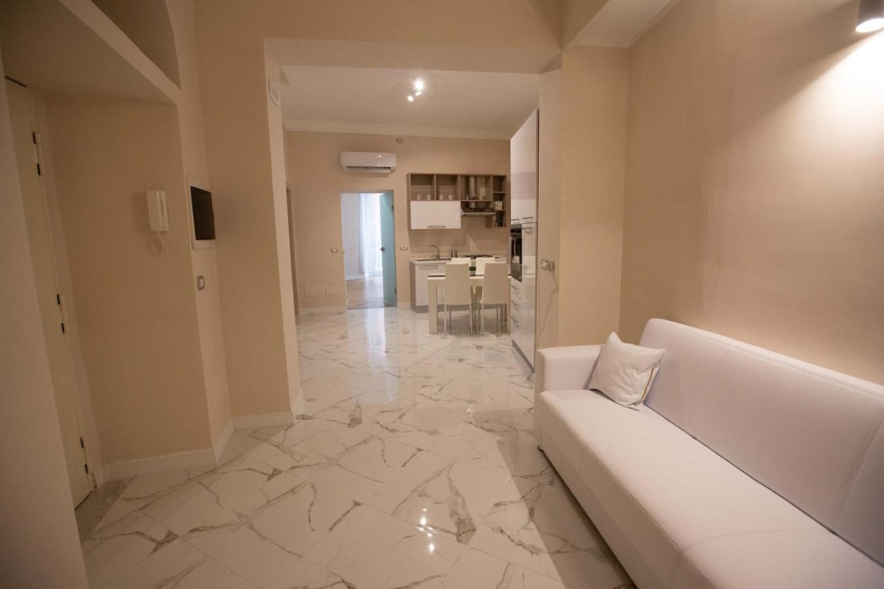 Apartment Privilege Chiaia By Dimorra