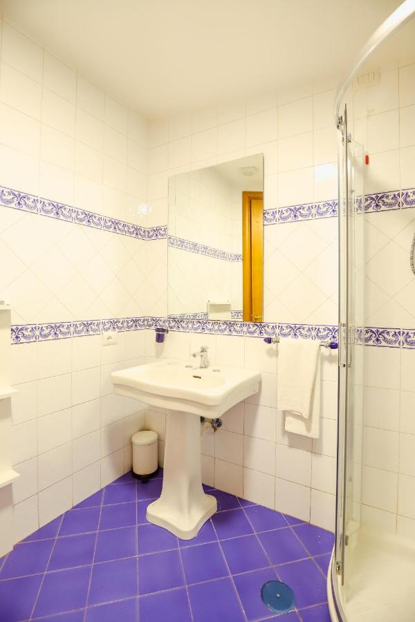 Le Dome Guest house