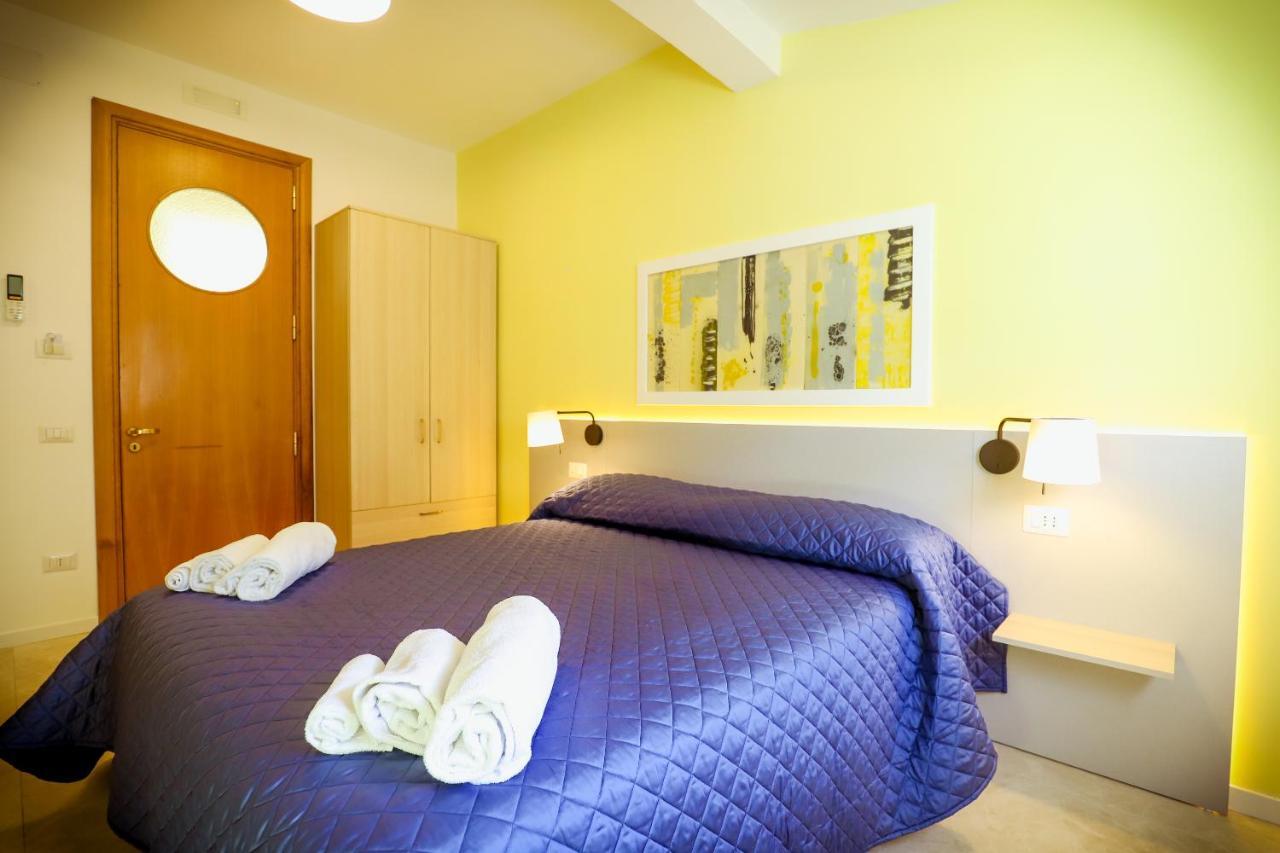 Le Dome Guest house Naples