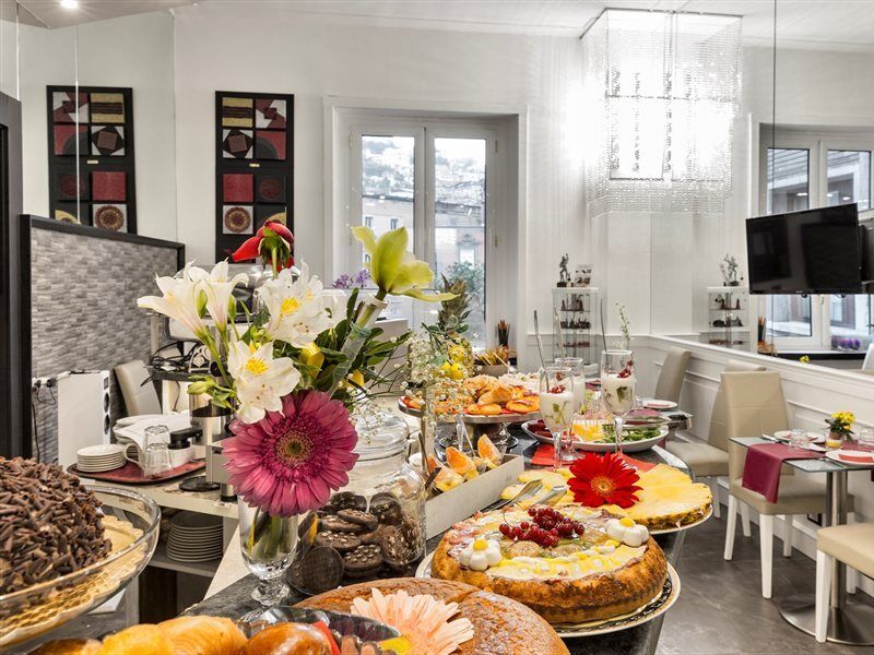 Hotel Art Resort Piazza Carita' Naples