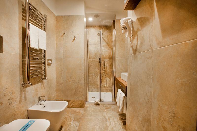 Dimora San Felice Bed & Breakfast 3*