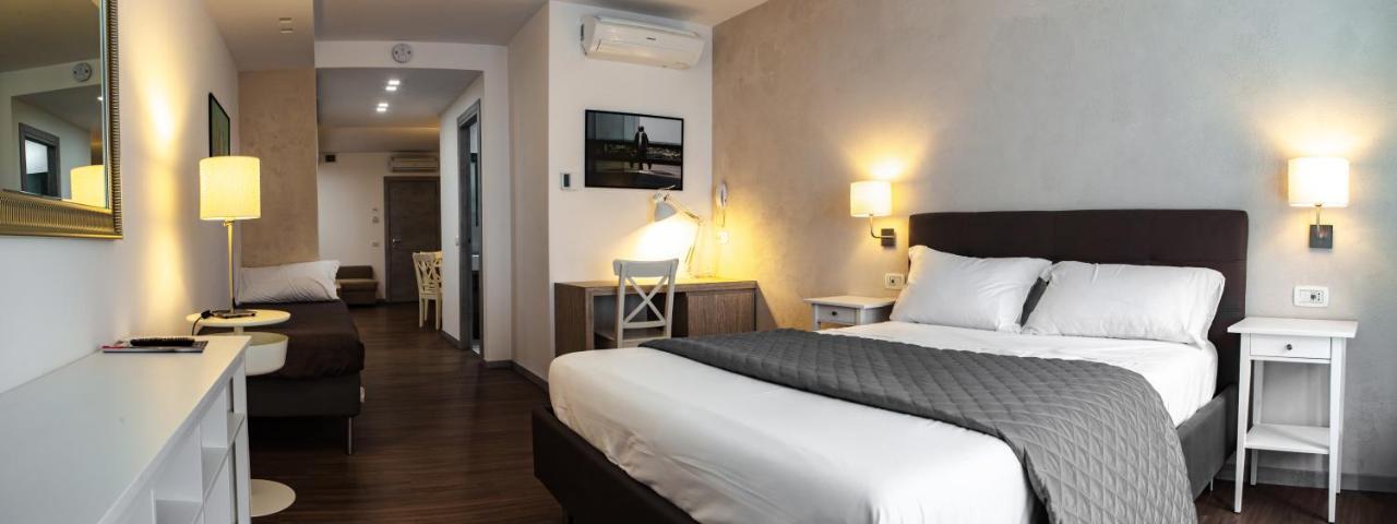 Hotel Prestige Chiaia 3*