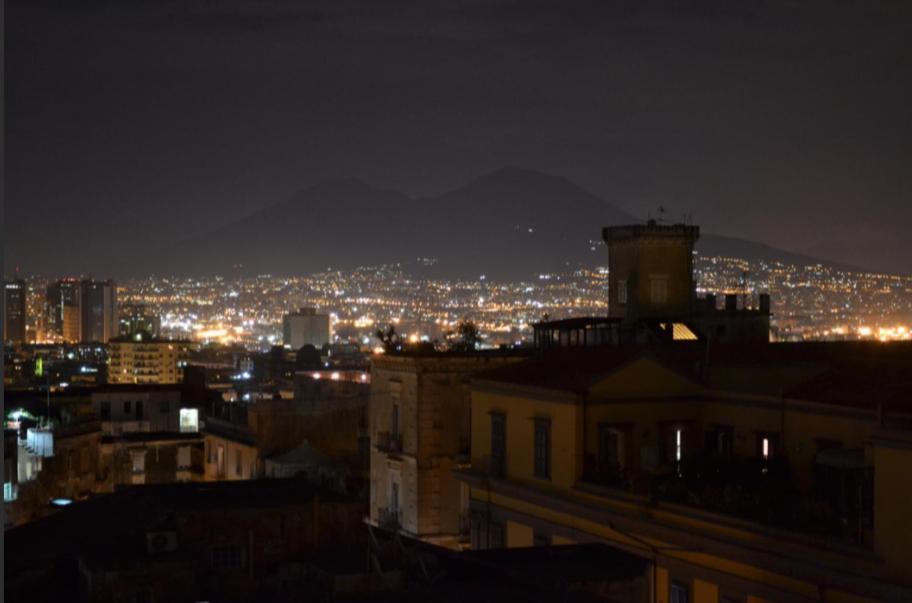 Sulle Tracce Di Sofia Loren Apartment Naples