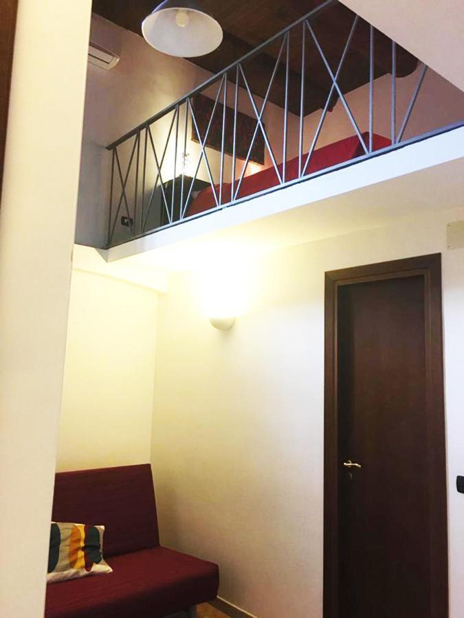 25 Apartment