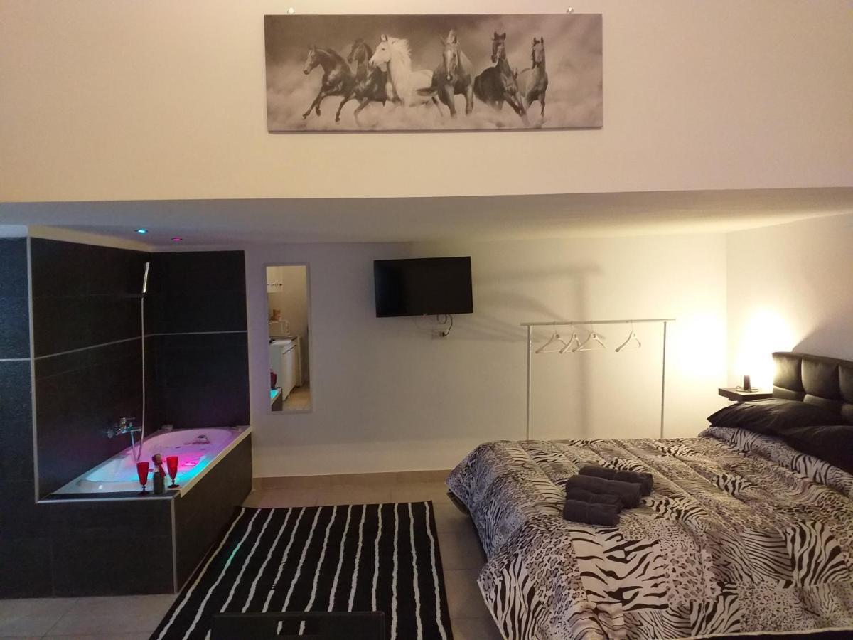 Casa Del Caravaggio Apartment *
