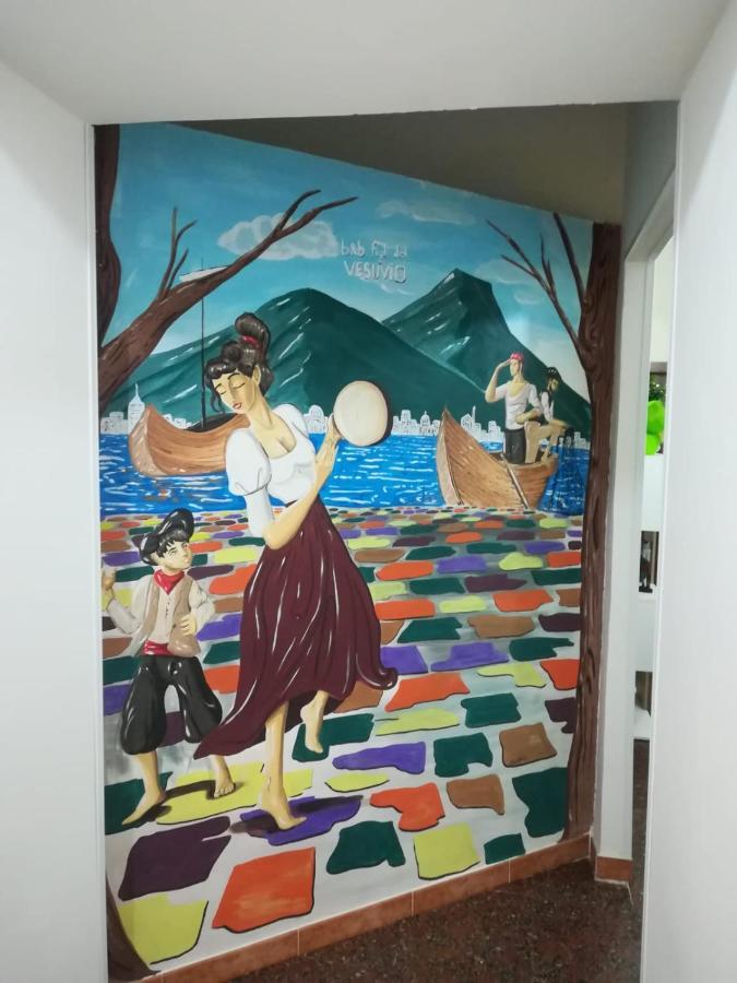 Figli Del Vesuvio By D & R Naples