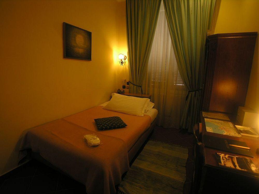 Toledo Hotel 3*