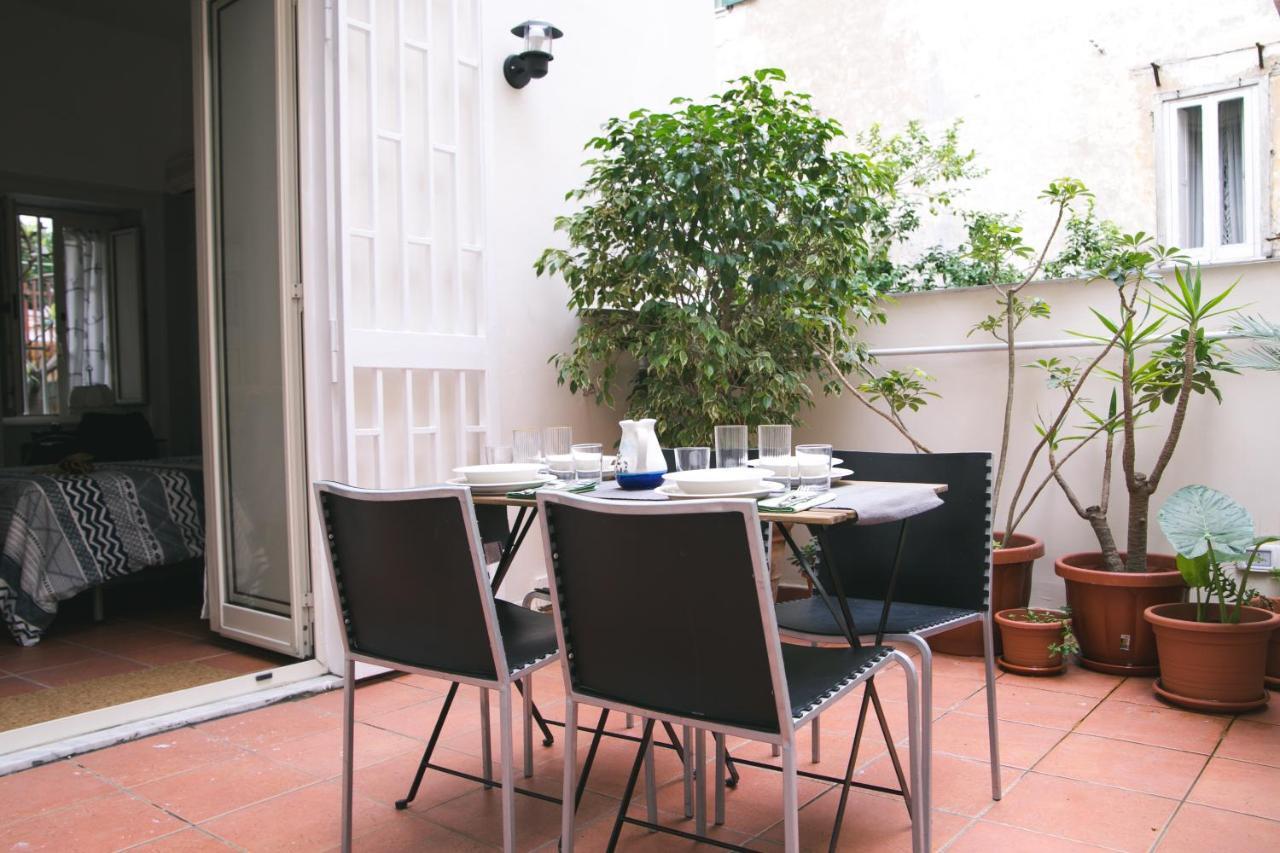 La Casa Del Nespolo, 2 Terrazzi E 2 Bagni In Centro *