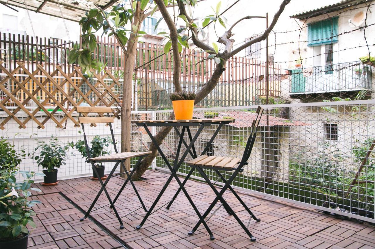 La Casa Del Nespolo, 2 Terrazzi E 2 Bagni In Centro Apartment *