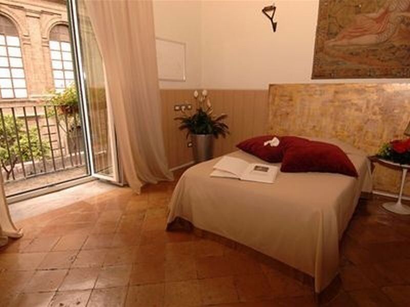 Bed & Breakfast Costantinapoli 27 Naples