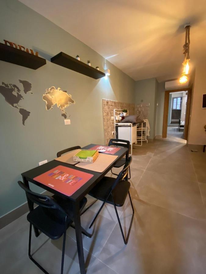 Apartment Mikasa *