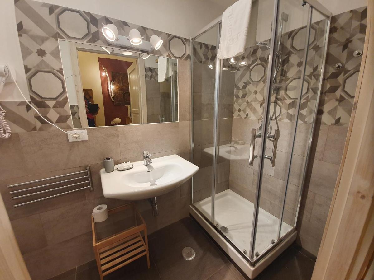 Guest house Corso 211 Beds & *