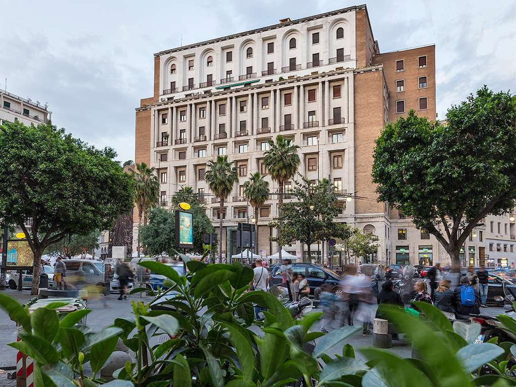 Art Resort Piazza Carita' Naples