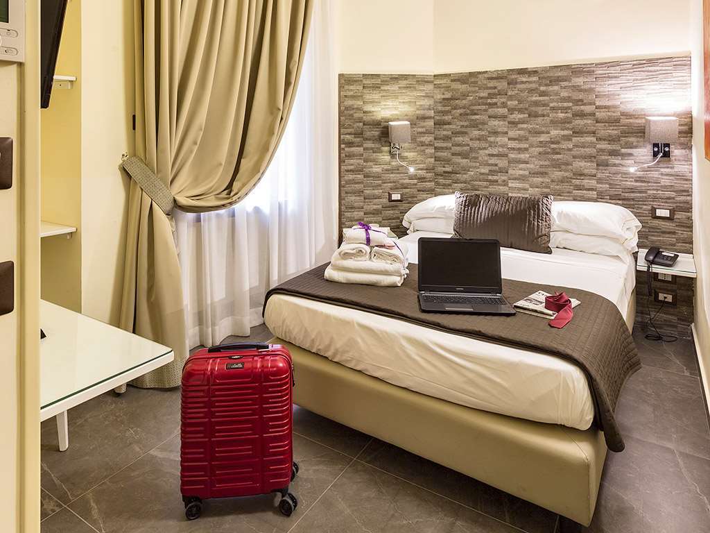 Hotel Art Resort Piazza Carita' 4*