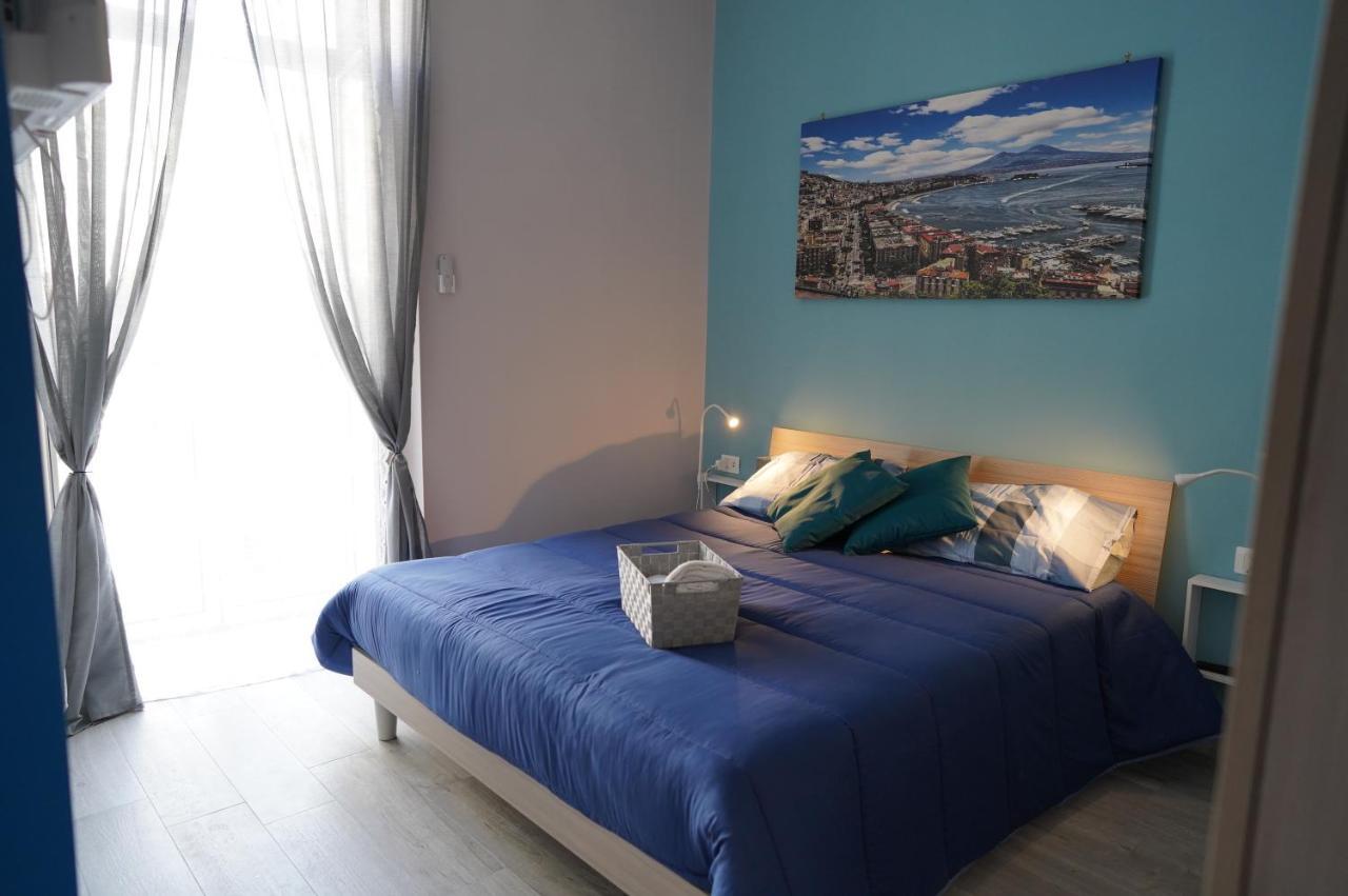 Cristal Naples