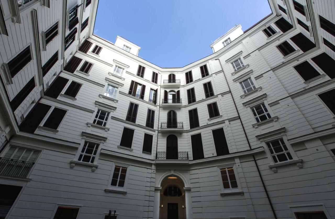N A P Experience * Naples