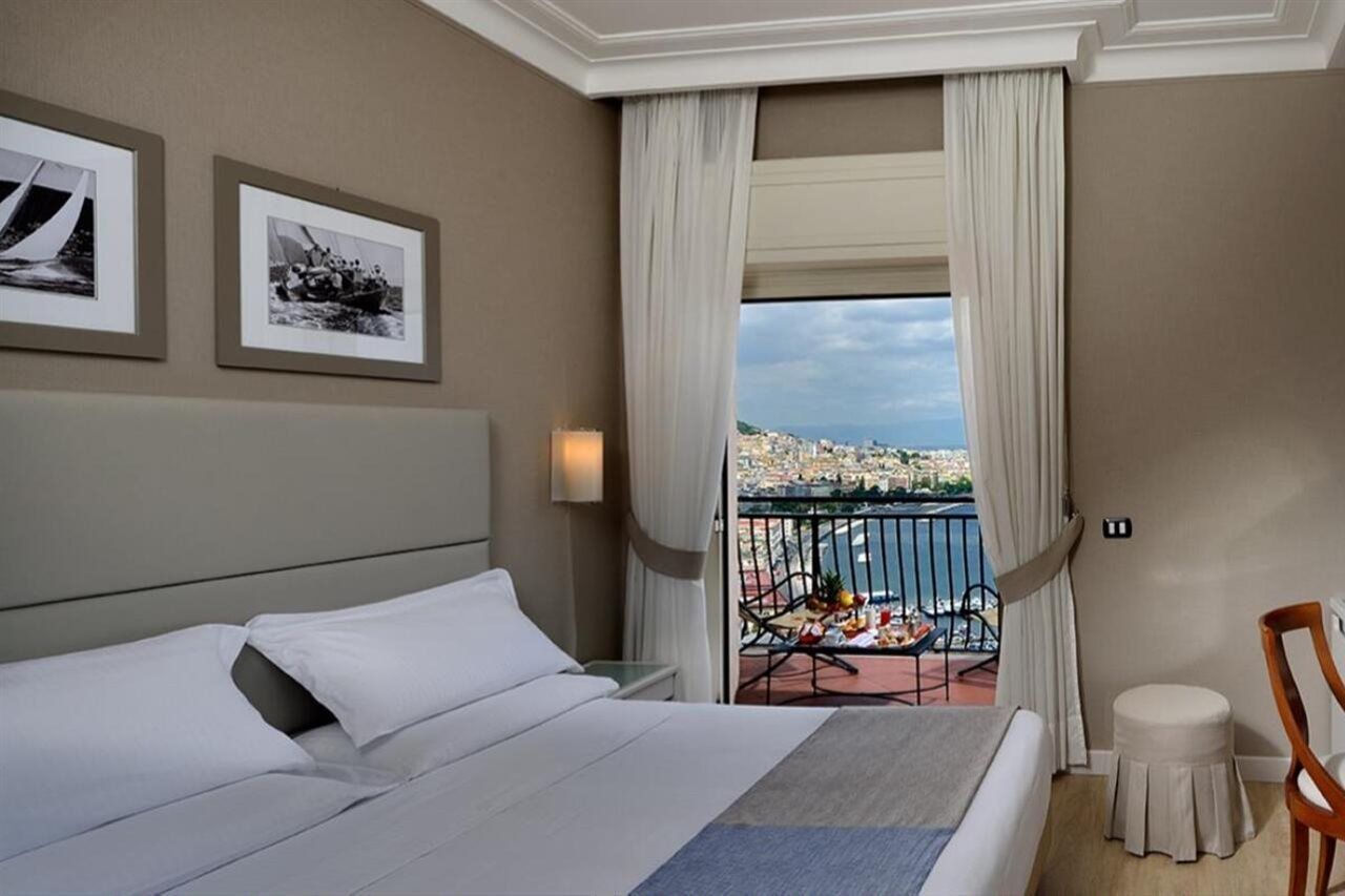 Bw Signature Collection Paradiso 4* Naples