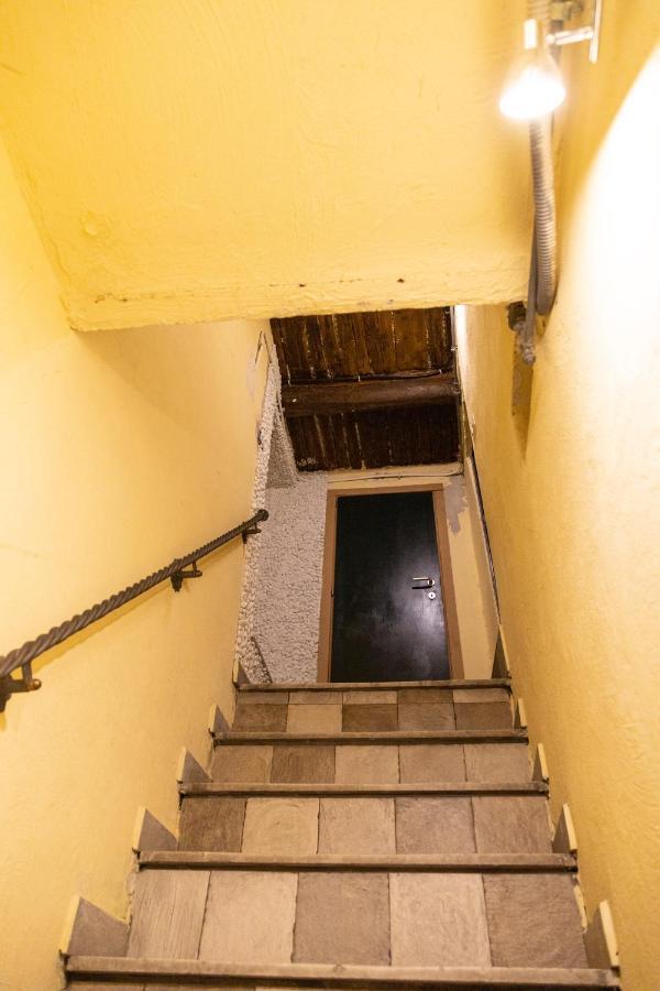 A Fenestrella E San Gregorio Armeno