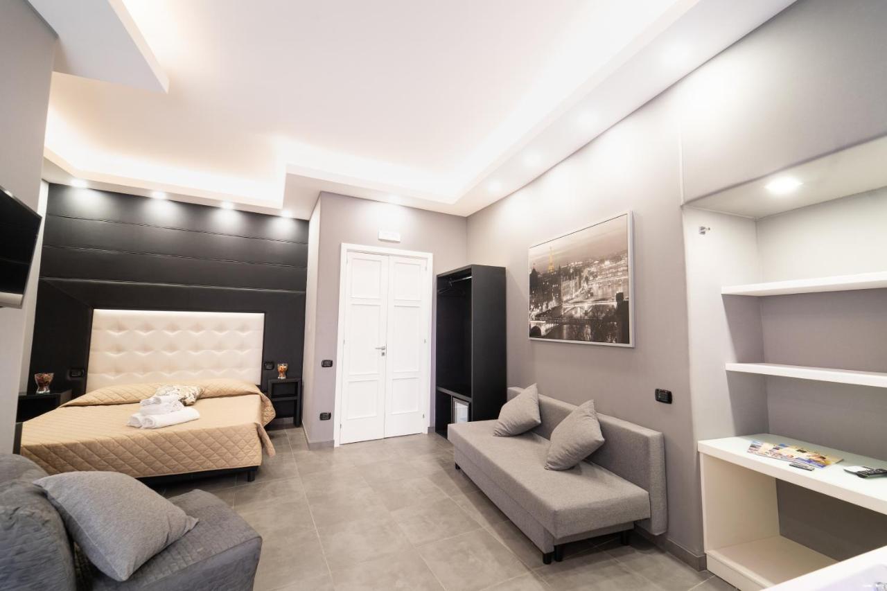 Royal House Centro, By Clapa Group Guest house Naples