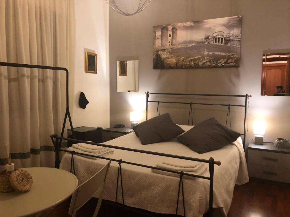 Da Vito A San Martino 2* Naples